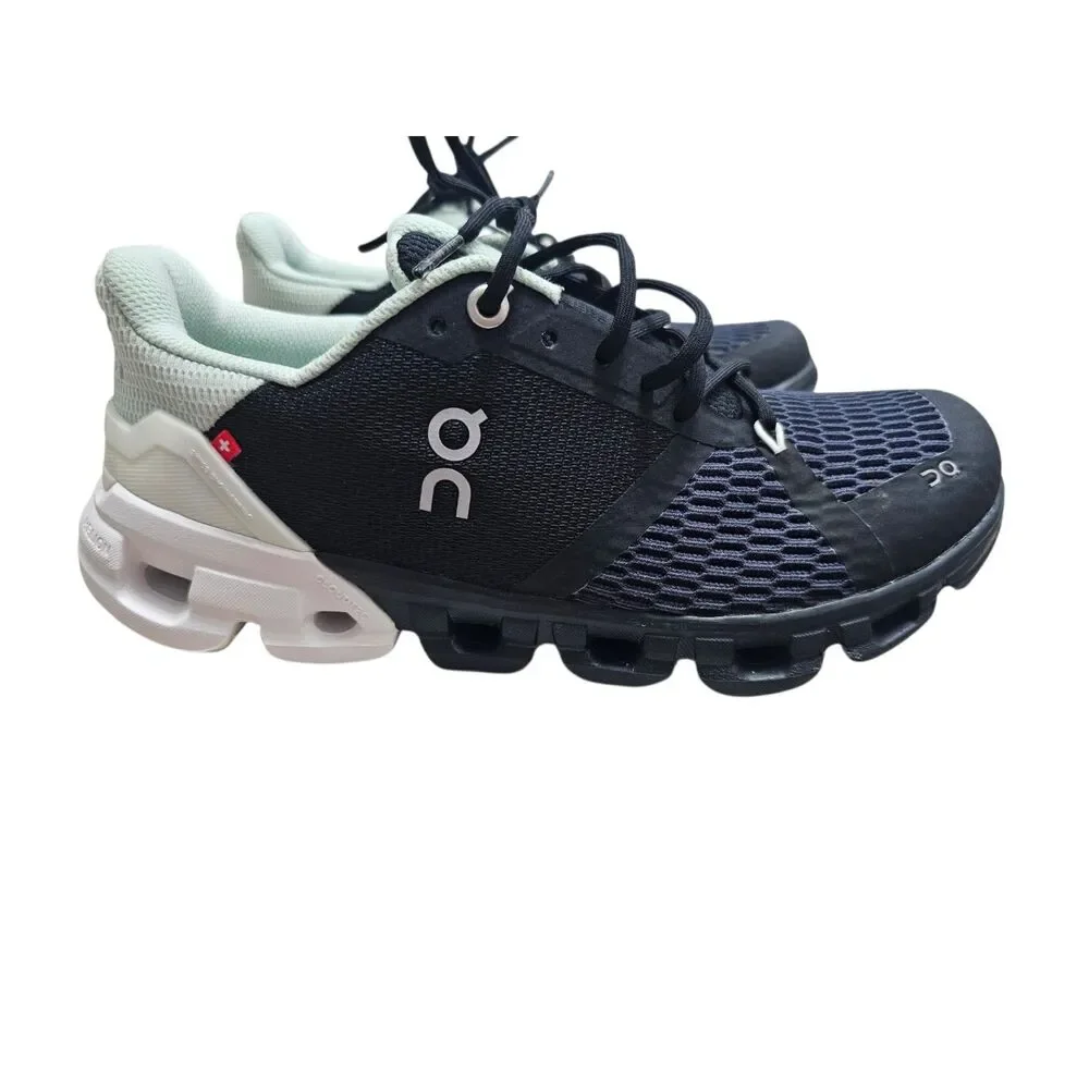On Running Women's Cloudflyer 3 Running Shoe 6.5 Black/White